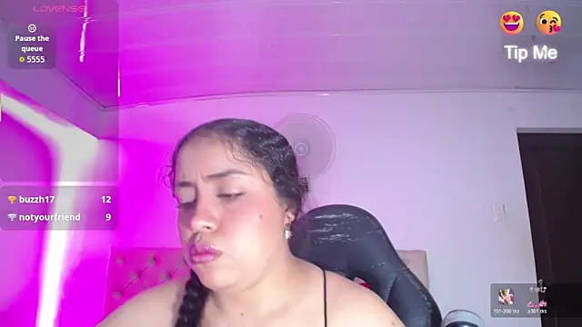 cristal_horny19 live XXX chat