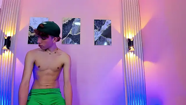 Marcus_and_Tony's Live XXX Chat