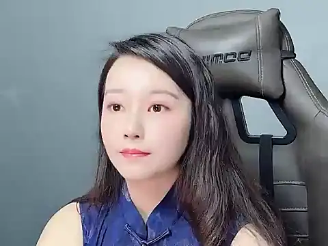 Chat XXX en directo de Wenwen8