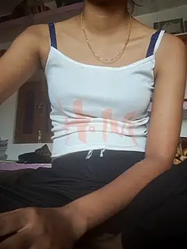 babygirl054 在線直播表演