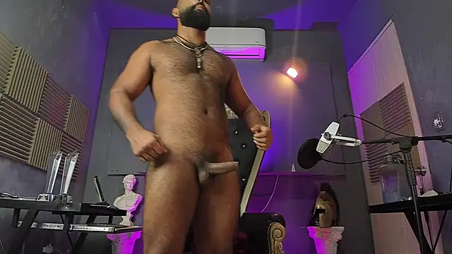 BeardAndrew: онлайн-секс-ча т