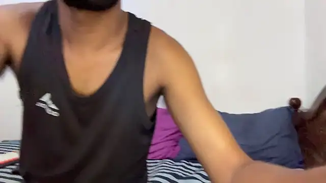 DesiDaddyandSon Show Webcam