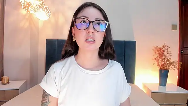 Chatroom XXX en direct de Emilywatsonn