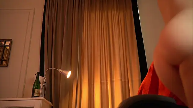 Your_Nicolett: απευθείας συνομιλία ΧΧΧ