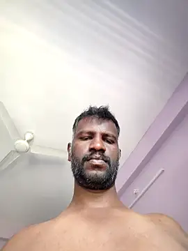 Paramkeerthi Adlı Modelin Web Kamerası Şovu