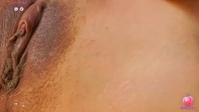 Chat +18 de LolyYunno ao vivo