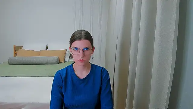 AnnaThorne Chat XXX in diretta