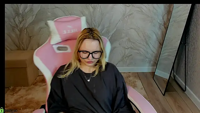 Adriana_SweettのライブXXXチャット