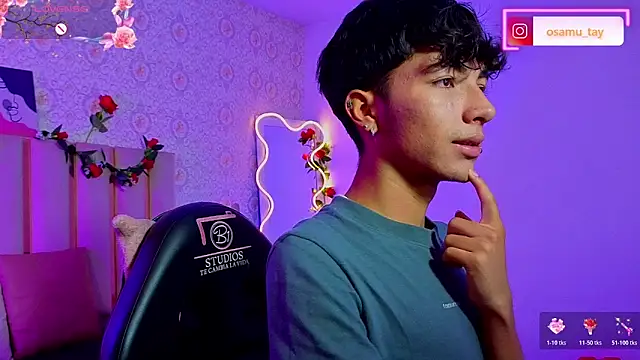 Webkamerová show osamu_tay