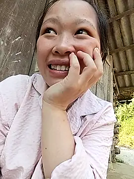 Panda_cutee Pertunjukan Webcam