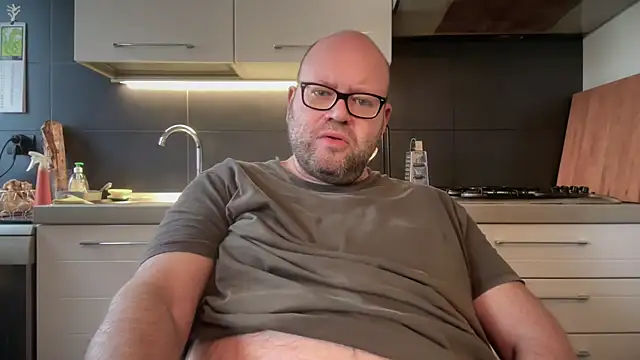 theitalianbear – webcam-show