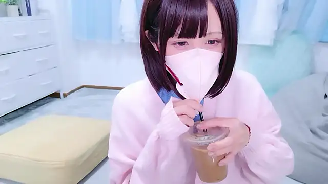 Nazuna_727のウェブカメラショー