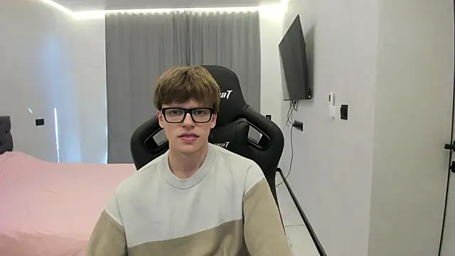 Webkamerová show bonekoambalabu