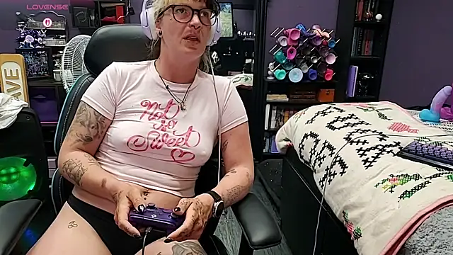 Chatroom XXX en direct de oddywithabody