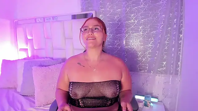 LeahxBarker 在線直播表演
