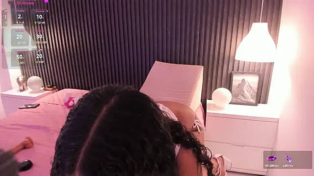 دردشة Lena_Ricci الجنسية المباشرة