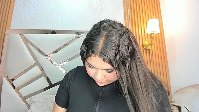 Czat XXX na żywo – Eimy_Curvy