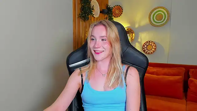 ElaraVoltage – Naživo XXX chat