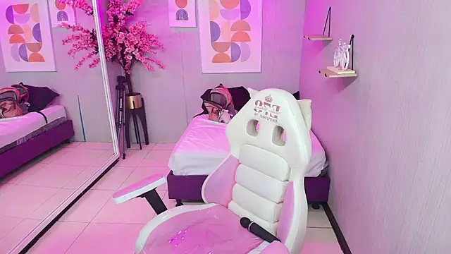 Maggy_t18's Live XXX Chat
