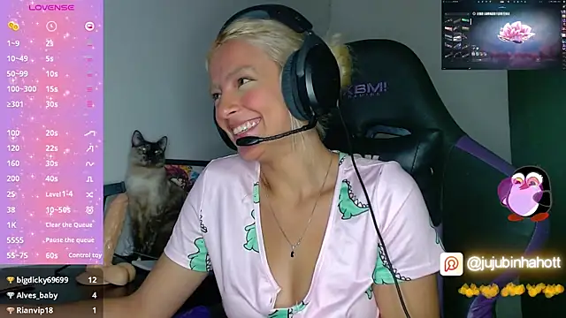 jujubinhahot élő XXX-chatje