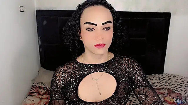 Pokazy przed kamerką – Michell_Queen