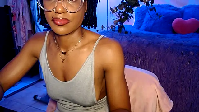 CocoSage live XXX chat
