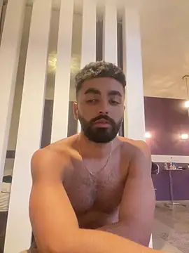 عرض كام Arabic_male07