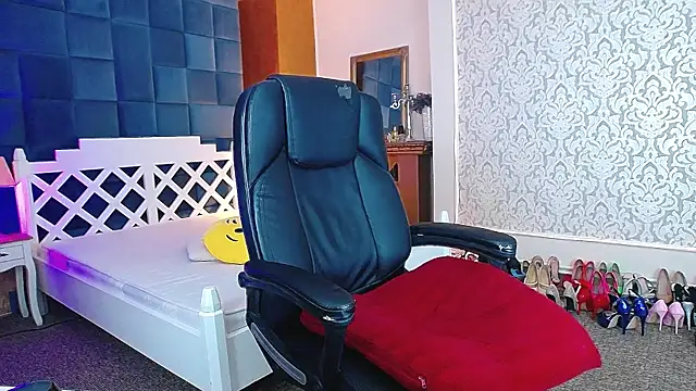 Chat +18 de MissKora ao vivo