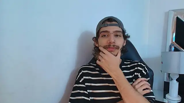 JojoBraando's Webcam Show