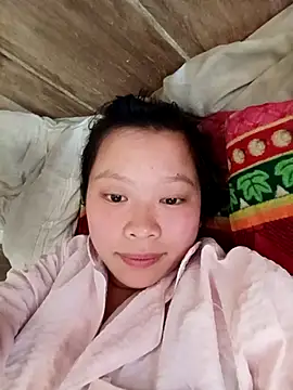Panda_cutee élő XXX-chatje