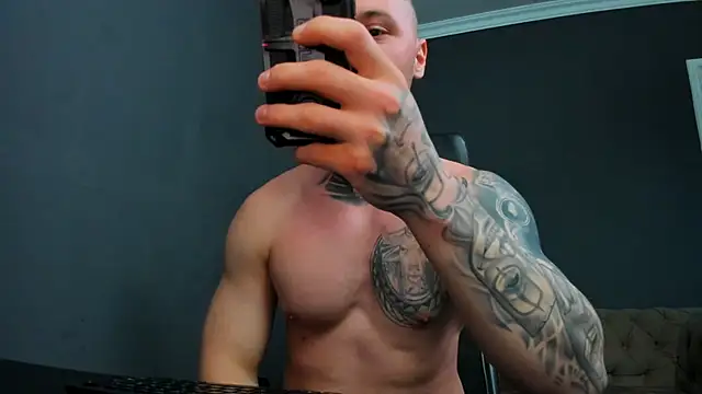 Chat XXX ao vivo de BrianHunts