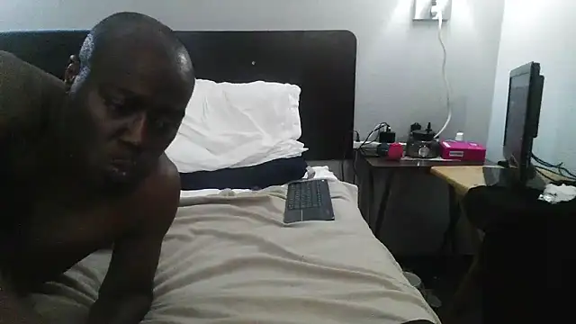LuckyC76's Live XXX Chat