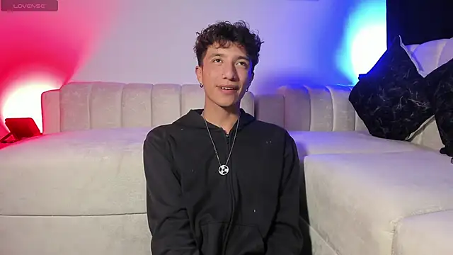 mhatias_ 网络视讯表演