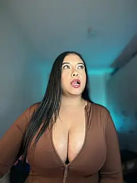 cami_ortiz__'s Live XXX Chat
