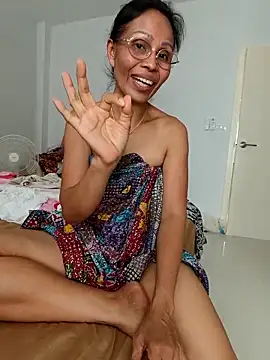Mama_Eva_1 – Live XXX-chat
