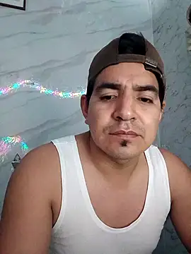 latino17 webcam show