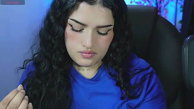 sari_belle's Live XXX Chat