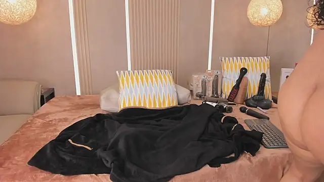 XXX chat uživo modela sabrina_shark_