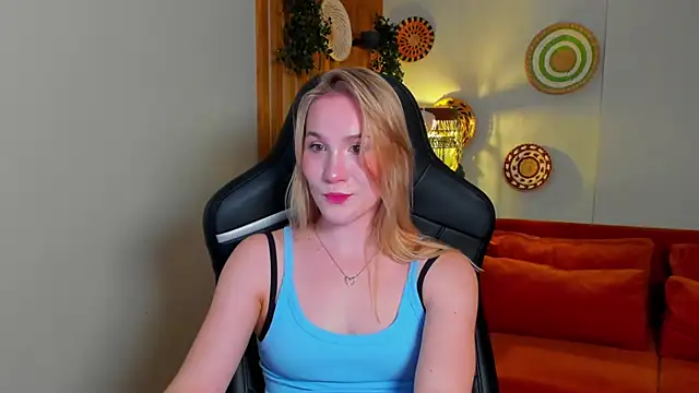 ElaraVoltage – Live XXX-chat