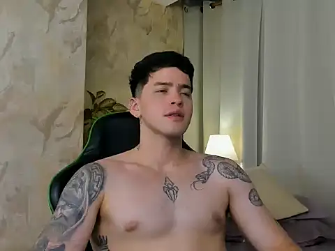 RONNY_COLTON's Webcam Show