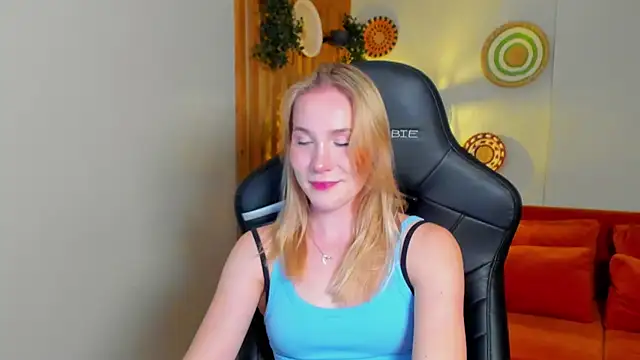 ElaraVoltage Live XXX-Chat