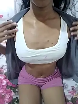 maduwanthi9328 Webcam-Show