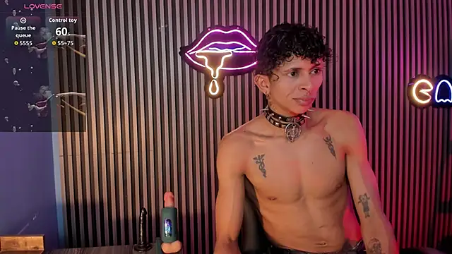 Maximoking26 webcam show