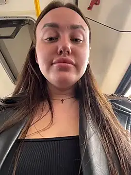 Chat XXX ao vivo de KiraSunshine