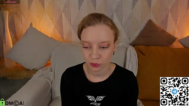 Michelle_Blond Obrolan Langsung XXX