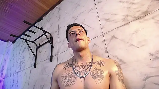 Chat +18 de Dustin_Sonne ao vivo