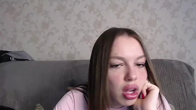 CandyGyrl Chat XXX in diretta
