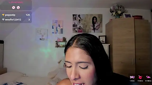 Veronikolsen- Adlı Modelin Canlı XXX Sohbeti