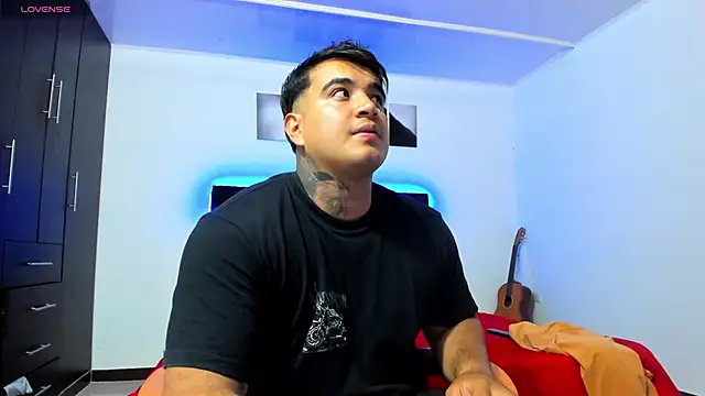 Вебкам-шоу thiago__cp01