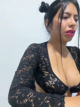 Czat XXX na żywo – Noa_rousse01